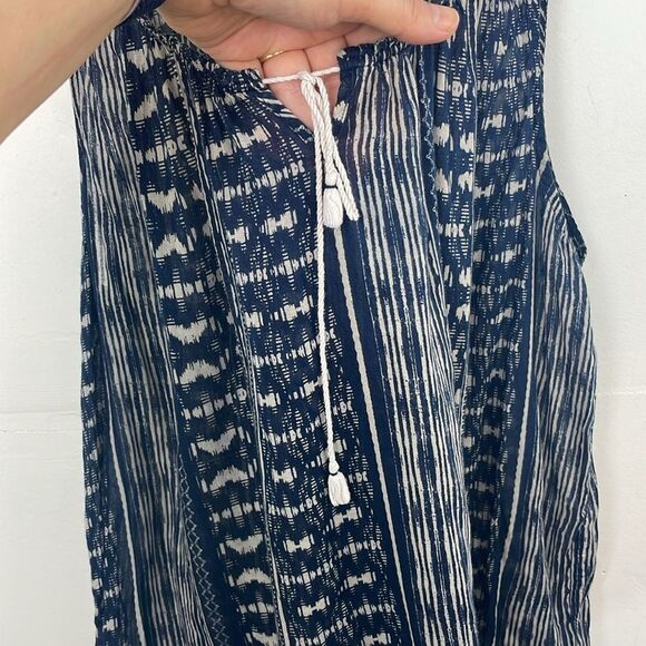 Eddie Bauer Blue and White Geometric Patterned Sleeveless Top size T2XL - Picture 5 of 13